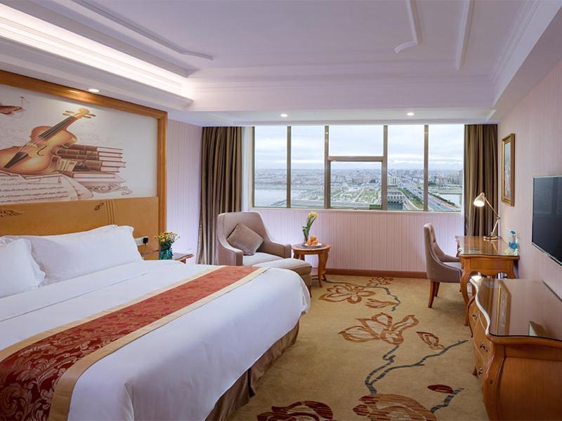Vienna Hotel Dongguan Hengli Zhongshan Road Екстер'єр фото